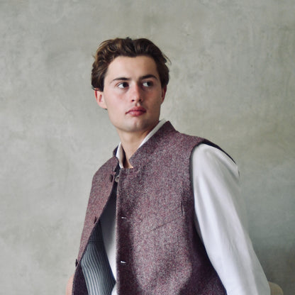 42" Tailored Cut Waistcoat in Finely Woven Bloodshot Hopsack Tweed