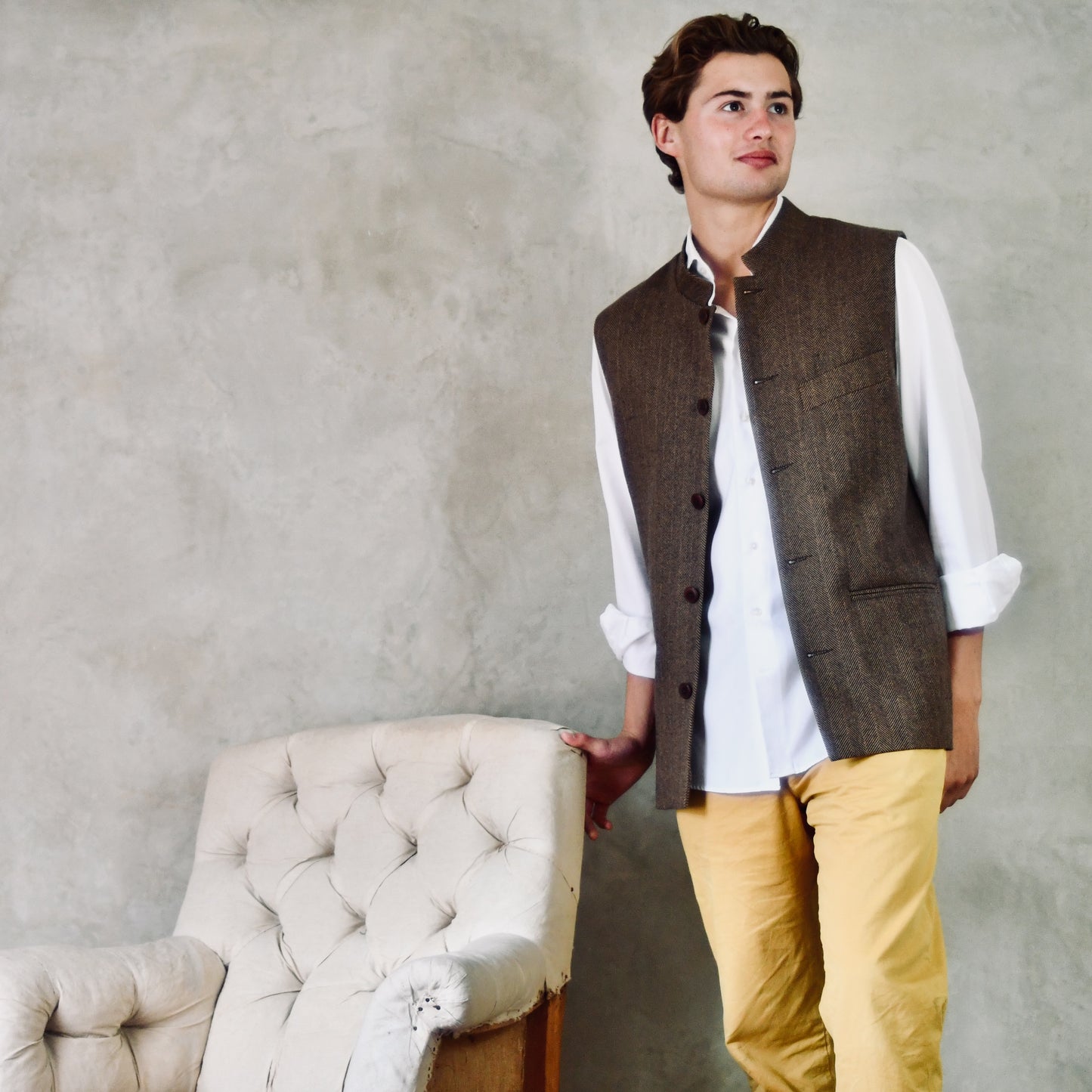 Tailored Cut Brown-Black Herringbone Cashmere Mix Flannel