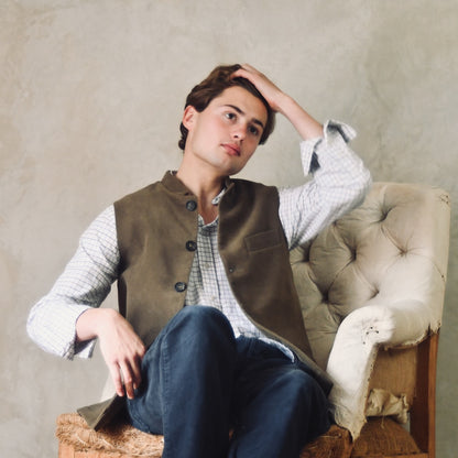 40" Classic Cut Waistcoat in Khaki Moleskin