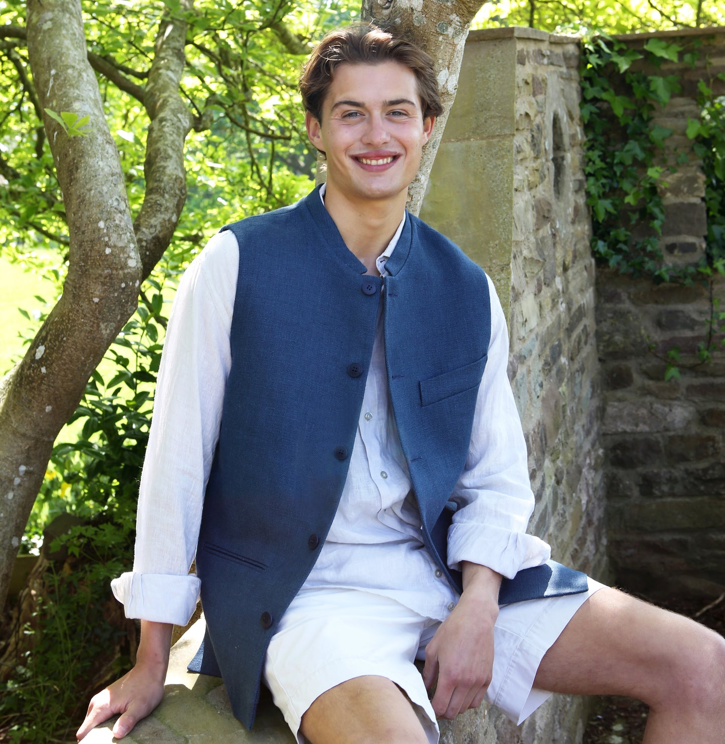 40" Classic Cut Waistcoat in Indigo Heavier-Weight Irish Linen