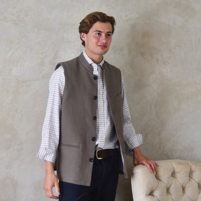40" Tailored Cut Waistcoat in Mushroom Mid-Weight Irish Linen