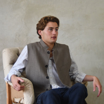 40" Tailored Cut Waistcoat in Mushroom Mid-Weight Irish Linen