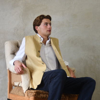 Classic Cut Waistcoat in Raffia Silk Matka