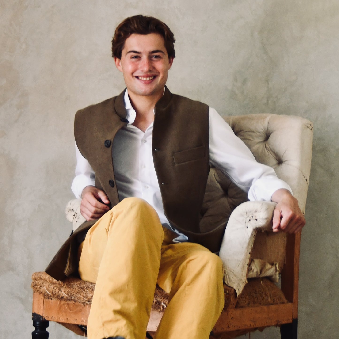 Tailored Cut Waistcoat in Khaki Moleskin