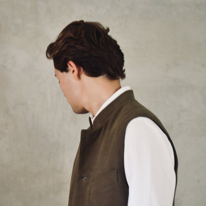 40" Tailored Cut Waistcoat in Khaki Moleskin