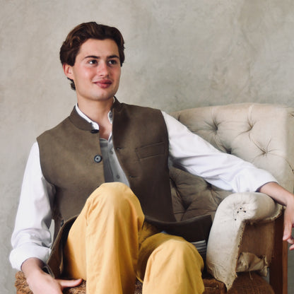40" Tailored Cut Waistcoat in Khaki Moleskin