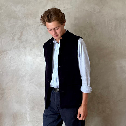 38" Classic Cut Waistcoat in Dark Navy Velvet